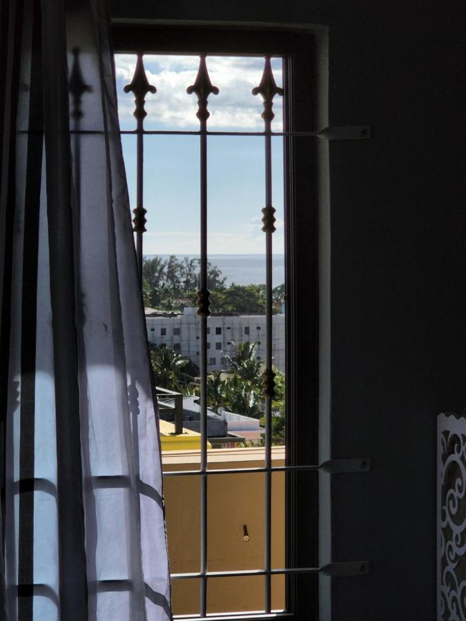 Sunsetview Beach Apartment Flic-en-Flacq Exterior foto